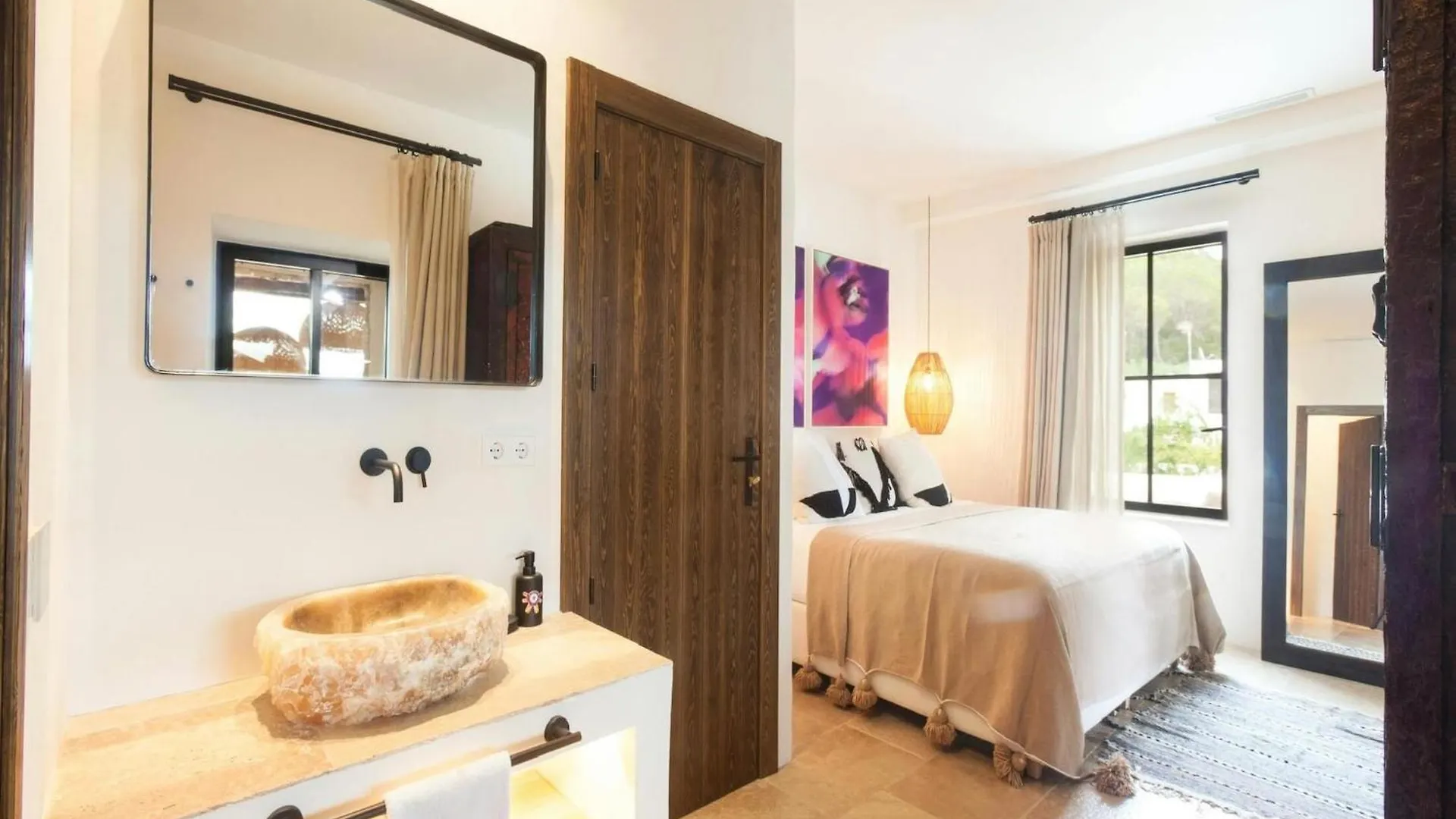Holiday Home Near Scenic Farmland Can Furnet 西班牙